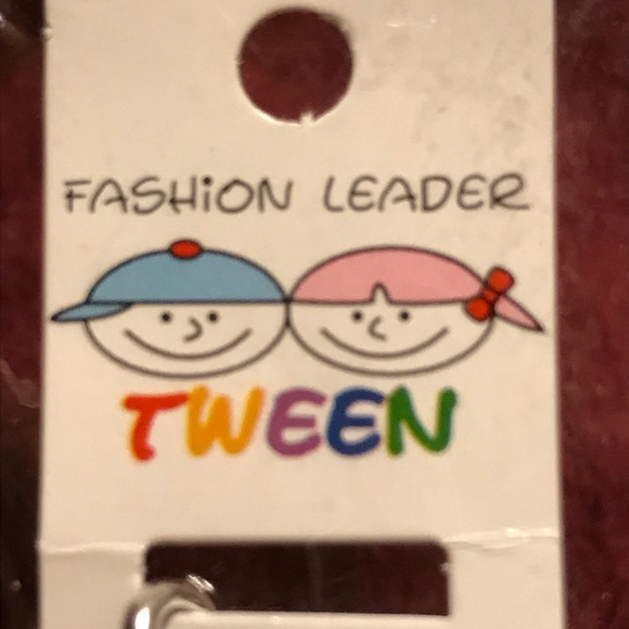 Tween Bracelet - Picture 3 of 3